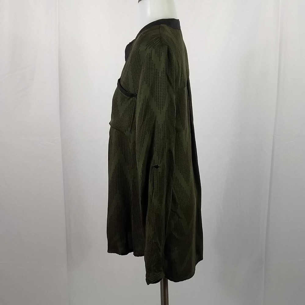 Daniel Rainn Size XS Olive Green Blouse Top EUC - Picture 5 of 7